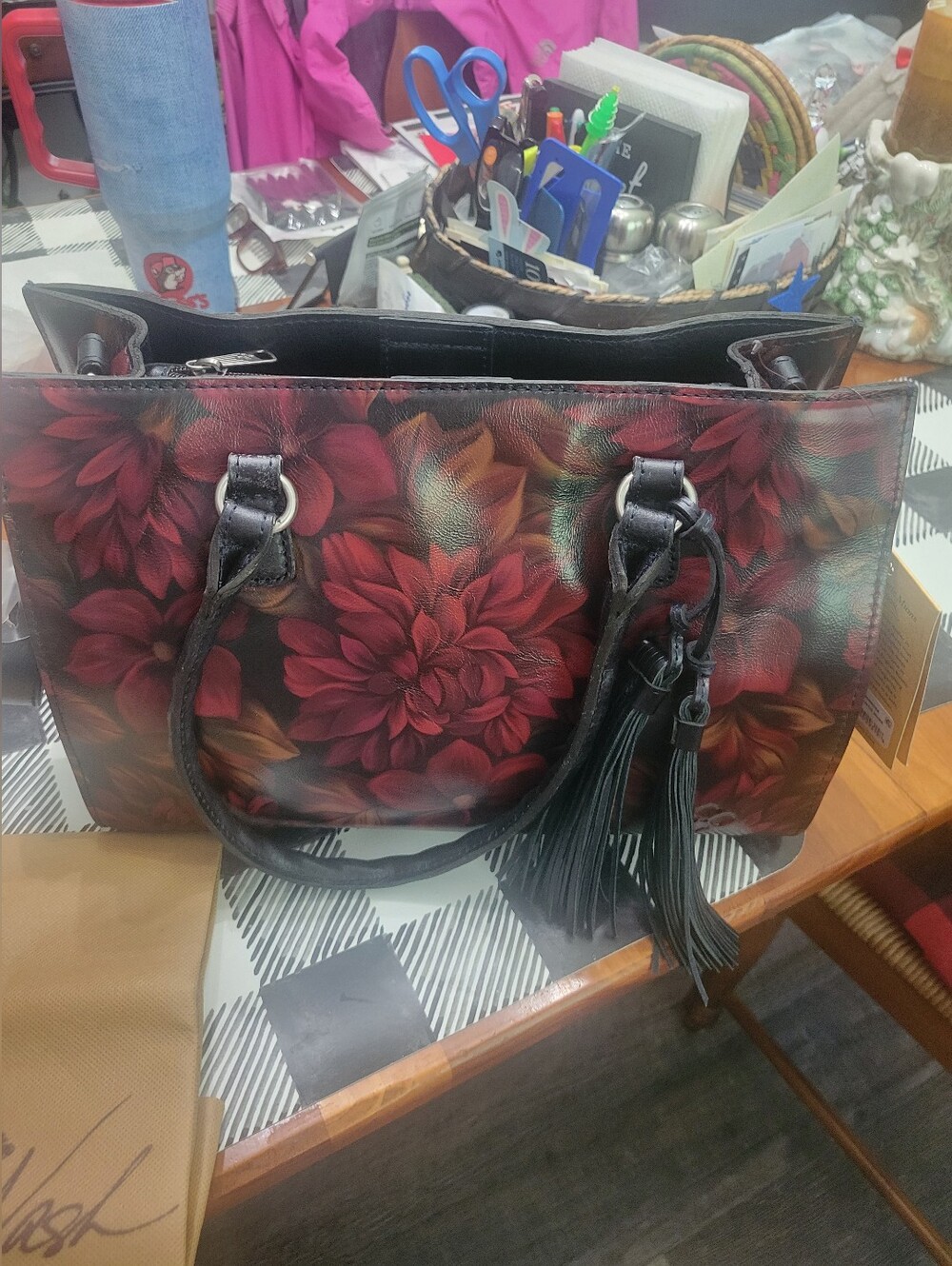 Patricia Nash Primrose English Rustic Mums NWT Purse
